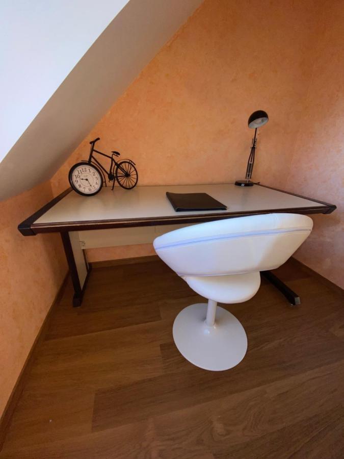 Chambre D'Hotes Les Grillons Olemps Bagian luar foto